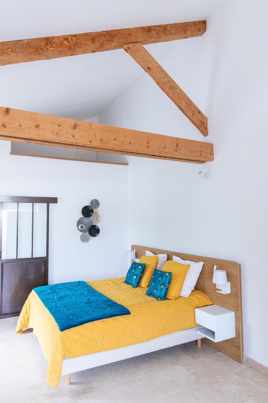 Bed and Breakfast Mas Des Tourterelles Jonquieres  Esterno foto
